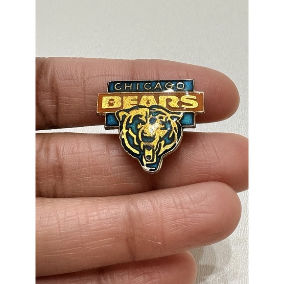 Other - Vintage 1980's Pin Back Lapel Chicago Bears Illinois NFL Football Metal Old Logo